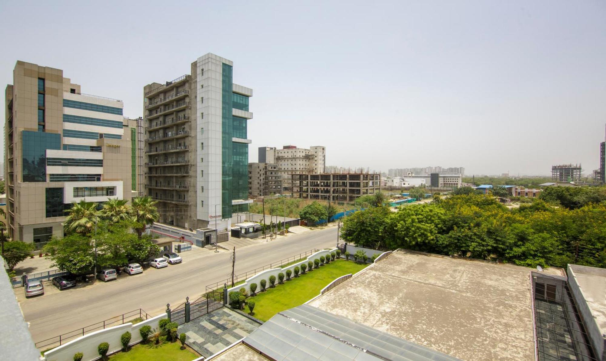 Hotel Treebo Noida Express Exterior foto